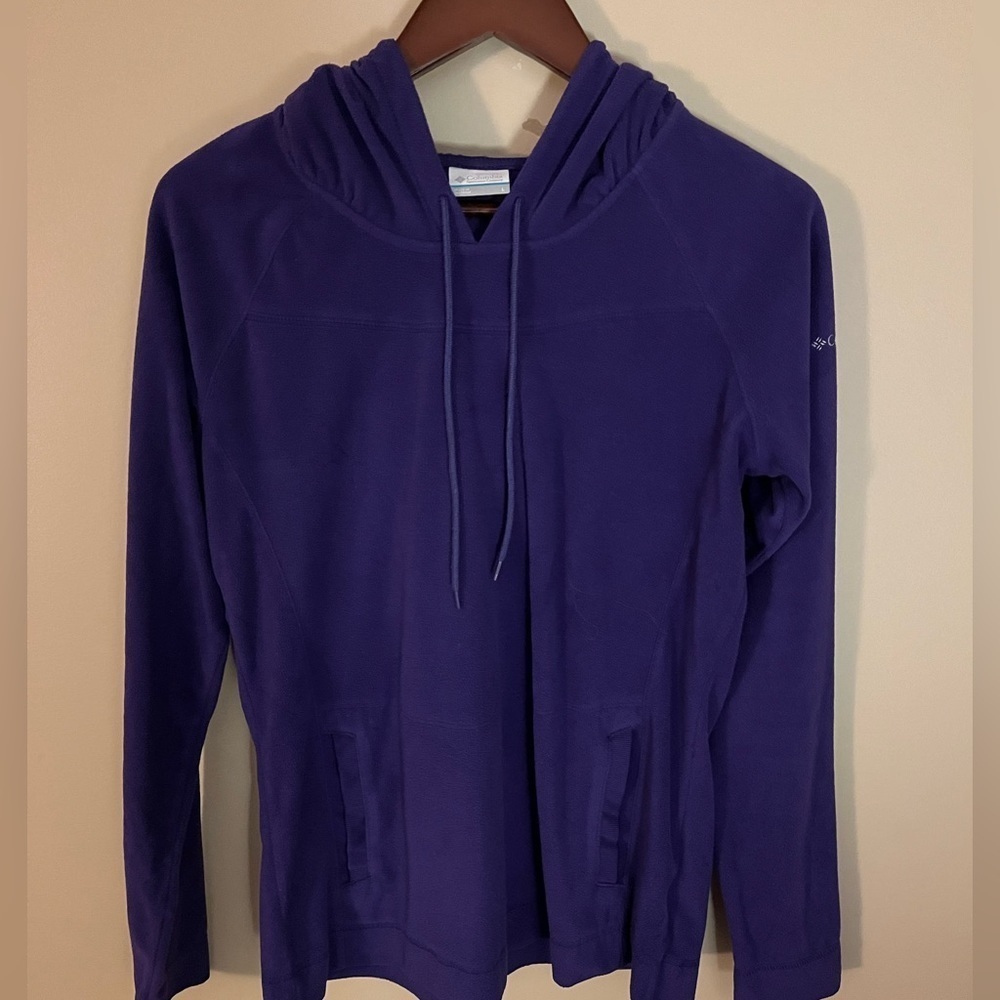 Columbia hoodie top